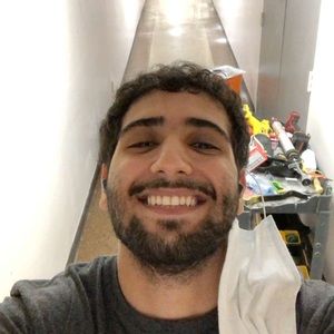 Meet your Posher, Amir